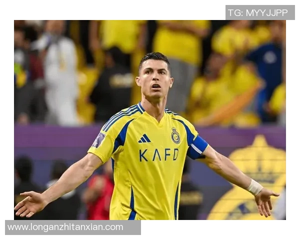 足球明星中谁的颜值最高最具魅力引发球迷热议与关注